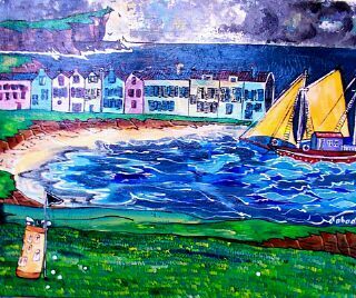 Baie d'Alderney avec voilier jaune falaises vertes maisons colorées et mer agitée